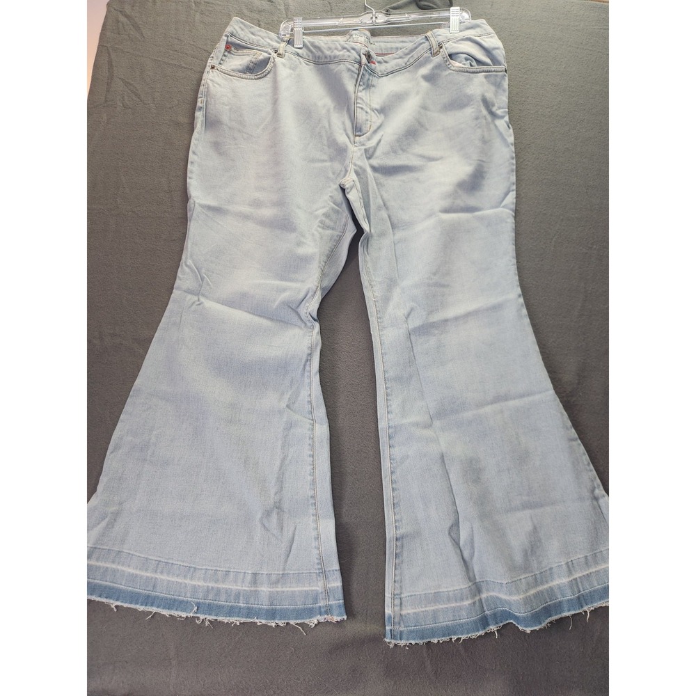 Peace Love‎ World Women's Petite Flare Denim Pull-on Pants Light Wash 22WP NWT